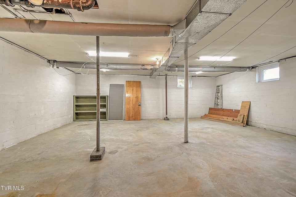 Photo #35: 879 Wayne Avenue