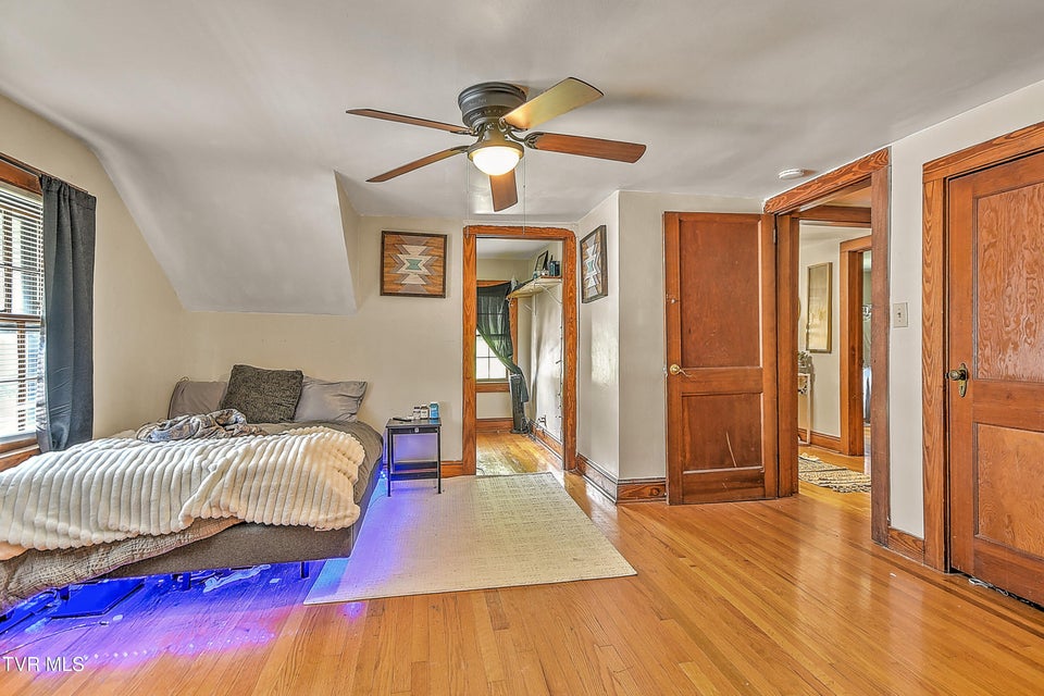 Photo #26: 200 & 202 Main Street