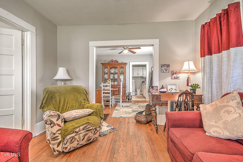 Photo #38: 200 & 202 Main Street