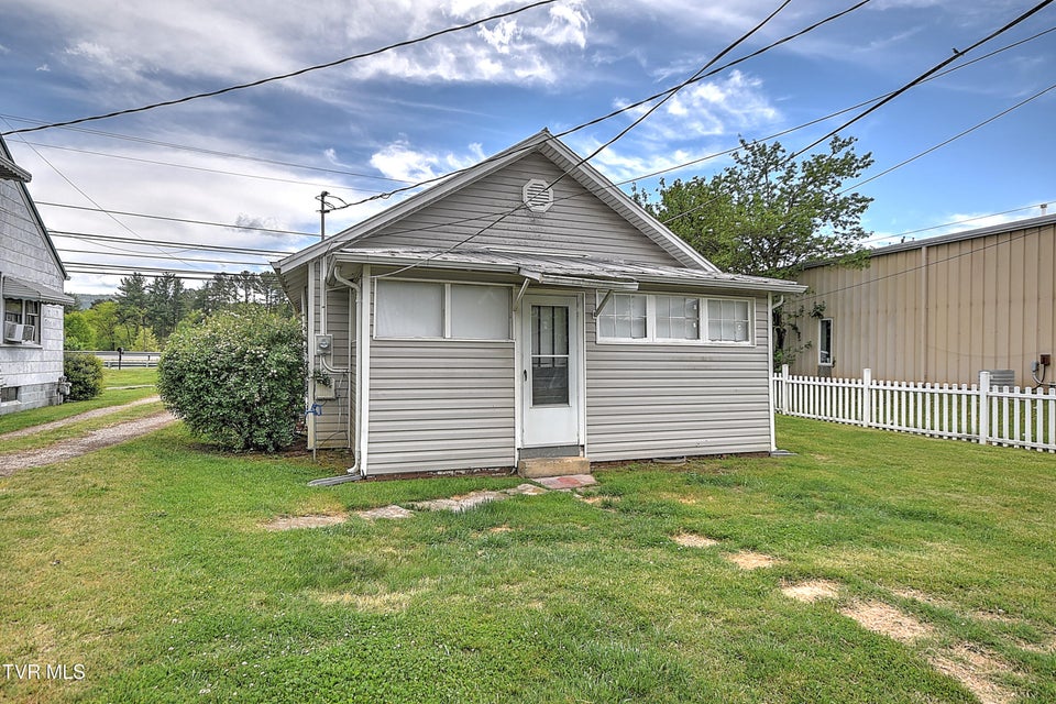 Photo #55: 200 & 202 Main Street