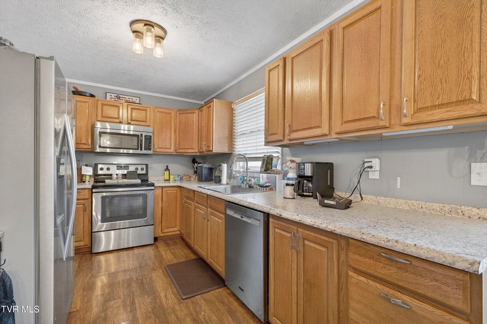 Photo #9: 19324 Woodland Hills Road