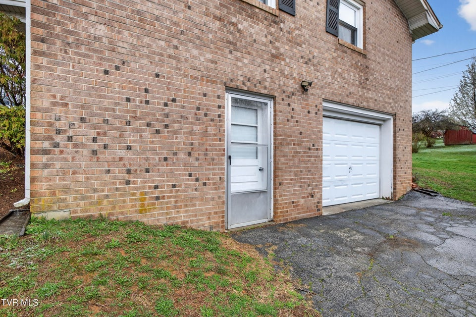 Photo #26: 19324 Woodland Hills Road