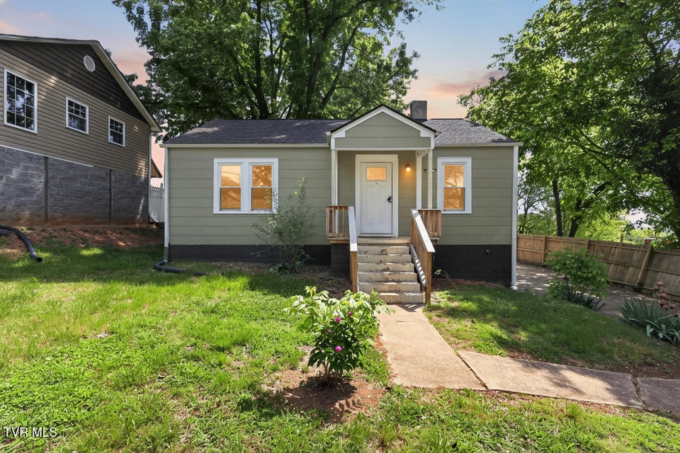 Photo #2: 509 Rogan Street