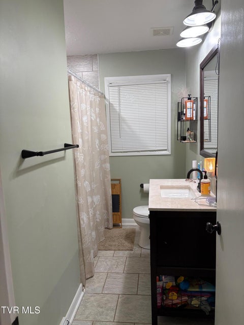 Photo #6: 2029 Gregory Road