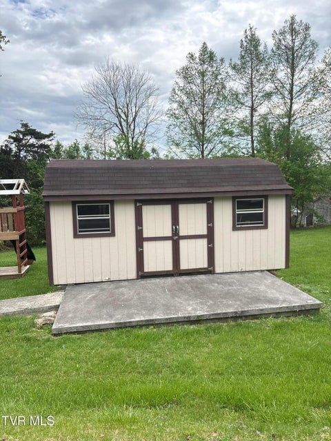 Photo #18: 2029 Gregory Road