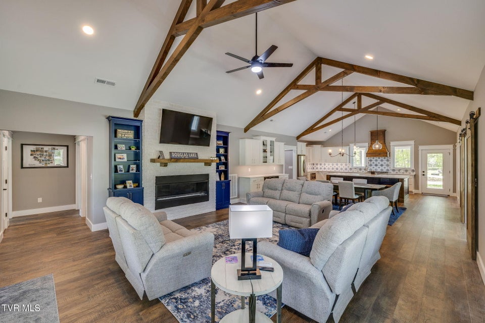 Photo #7: 350 Sunset Harbor Drive