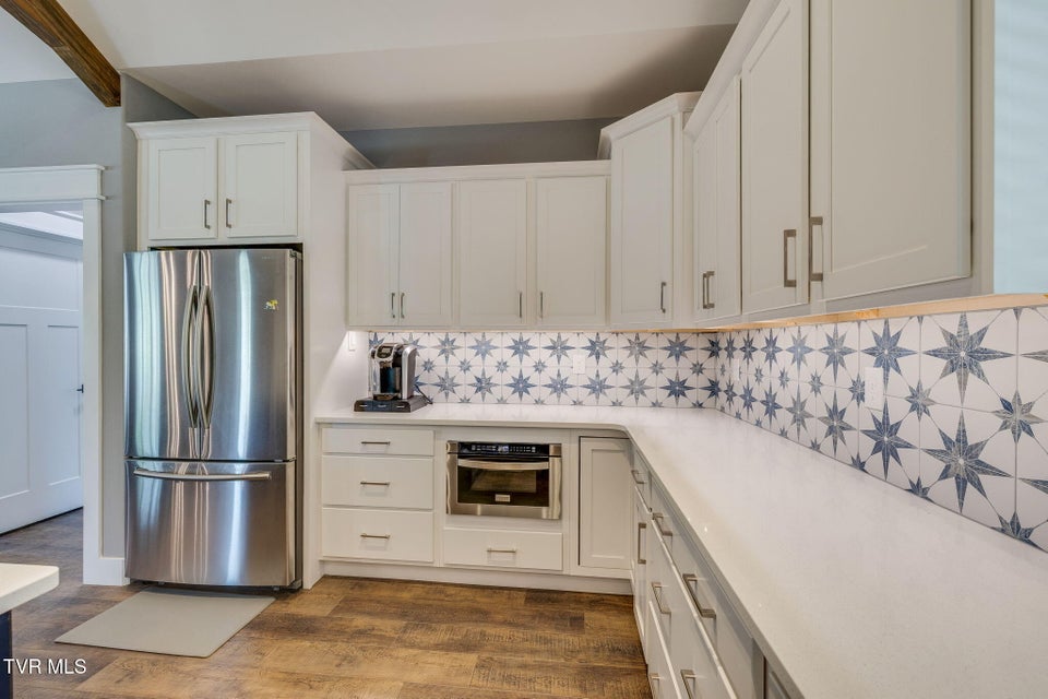 Photo #16: 350 Sunset Harbor Drive