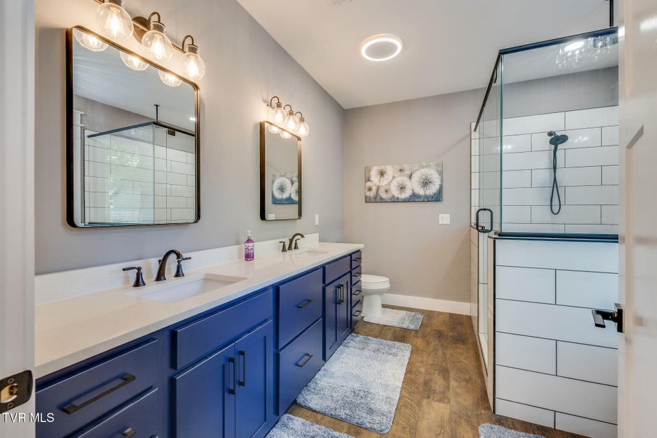 Photo #24: 350 Sunset Harbor Drive