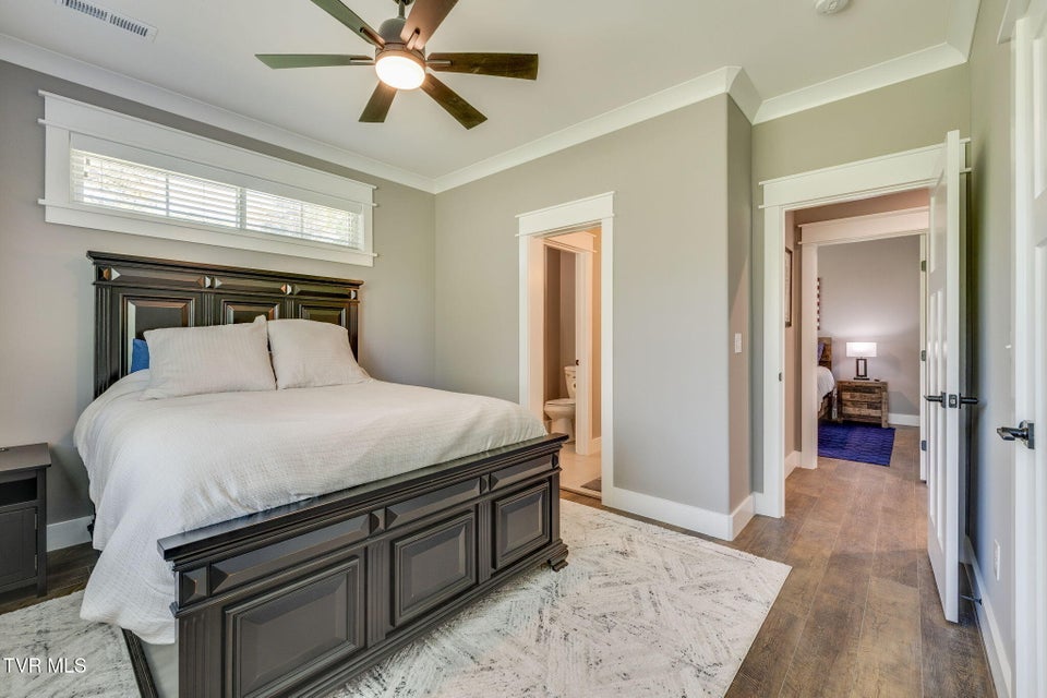 Photo #32: 350 Sunset Harbor Drive