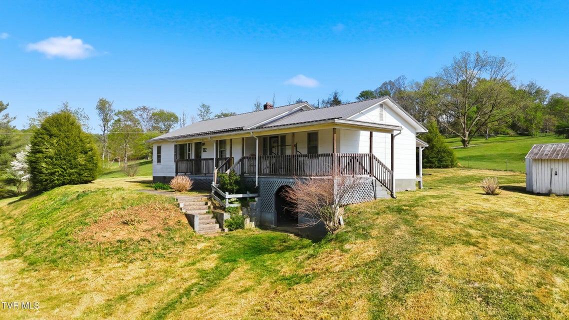 Photo #3: 112 Fort Richmond Road