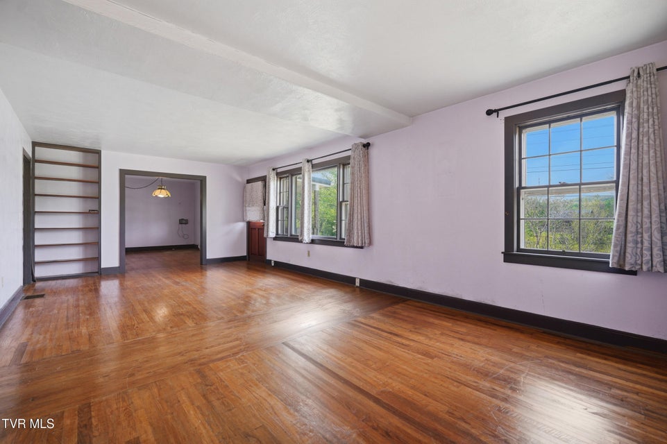 Photo #10: 112 Fort Richmond Road