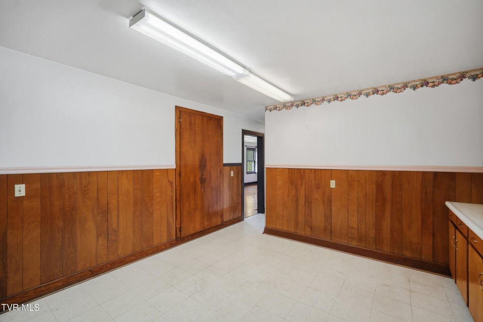 Photo #13: 112 Fort Richmond Road