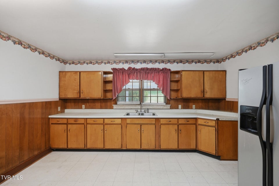 Photo #14: 112 Fort Richmond Road