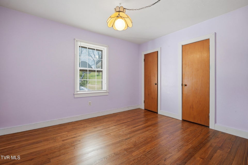 Photo #15: 112 Fort Richmond Road