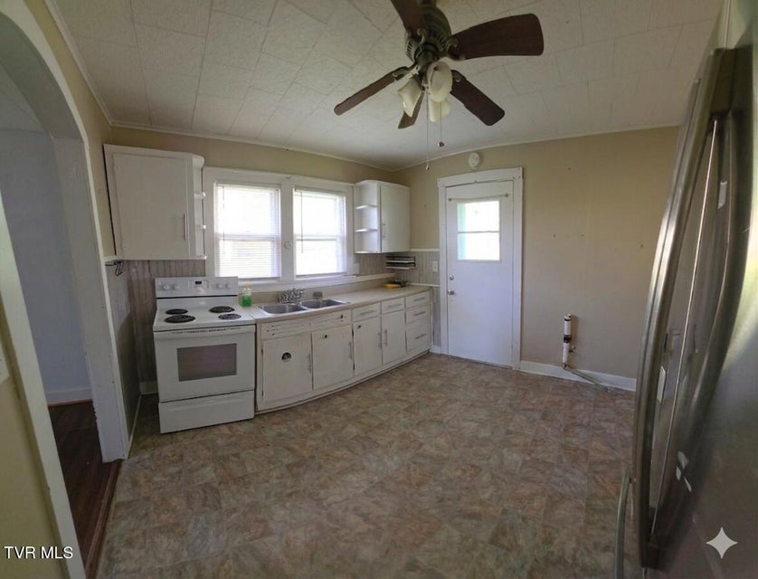 Photo #12: 508 Barton Ridge Road