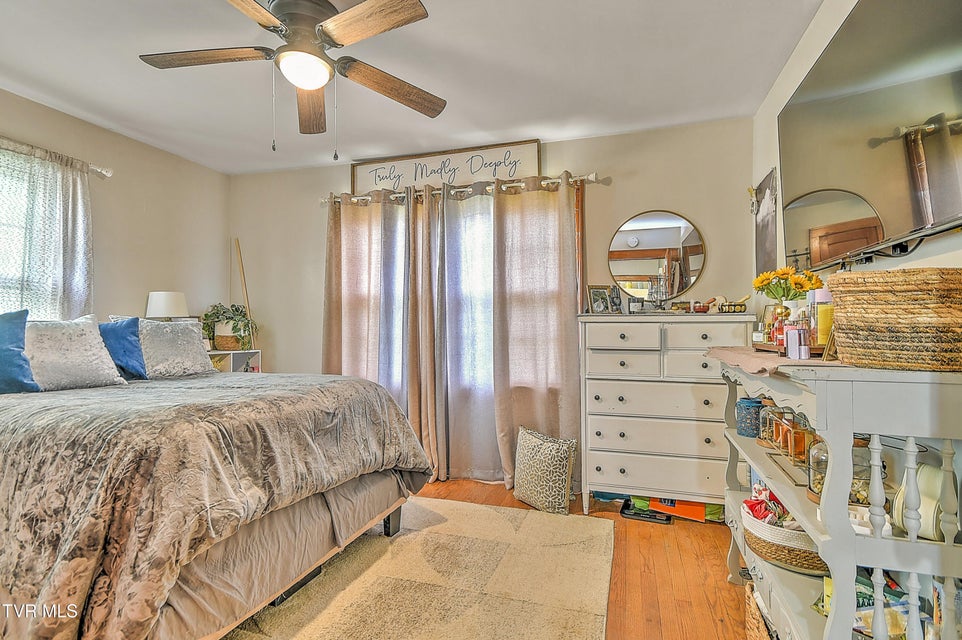 Photo #22: 200 & 202 Main Street