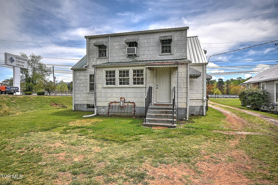 Photo #36: 200 & 202 Main Street