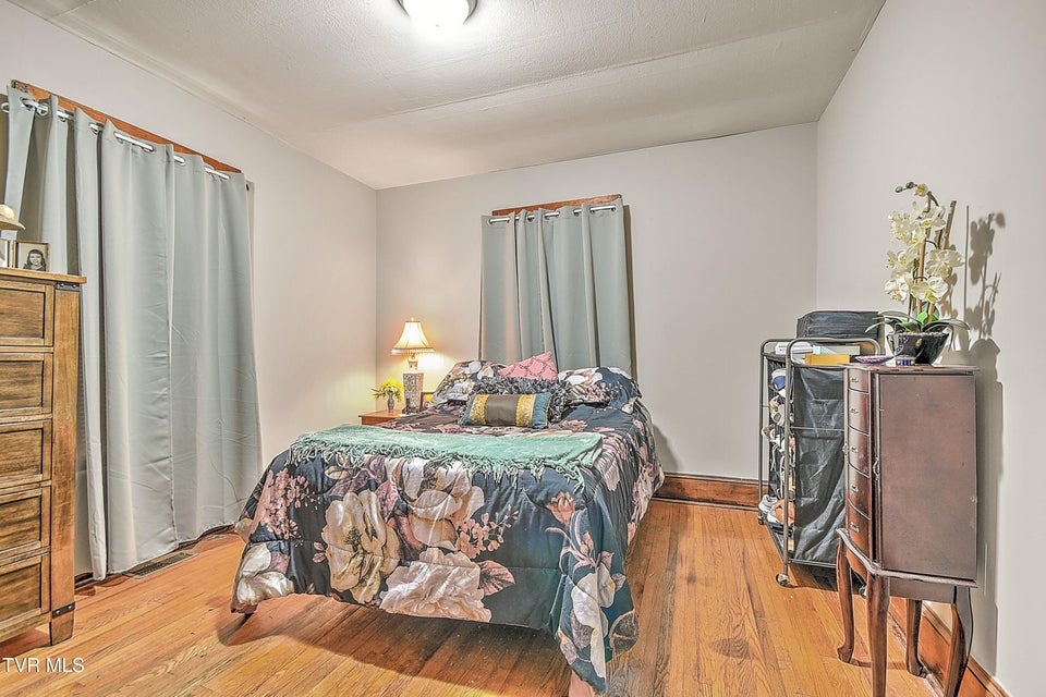 Photo #49: 200 & 202 Main Street