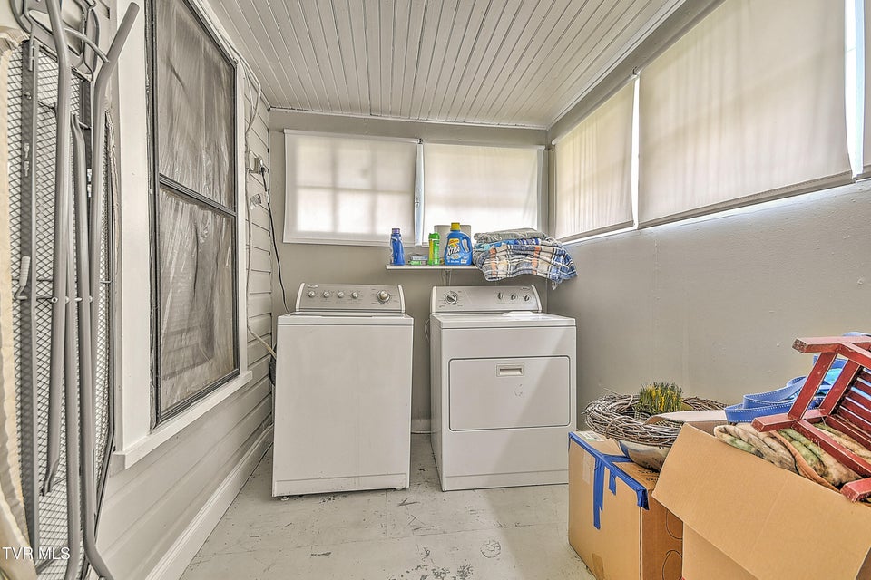 Photo #52: 200 & 202 Main Street