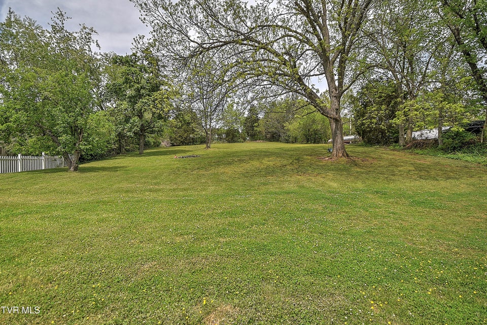 Photo #58: 200 & 202 Main Street