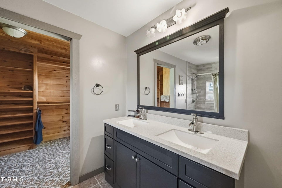 Photo #38: 1458 Dry Hill Road