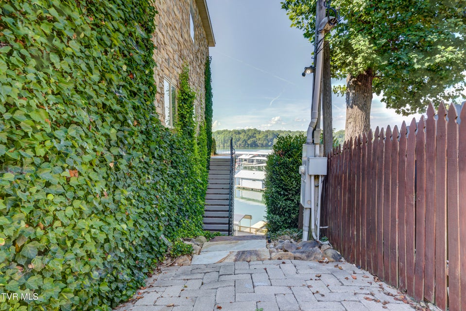 Photo #17: 667 Rockingham Road