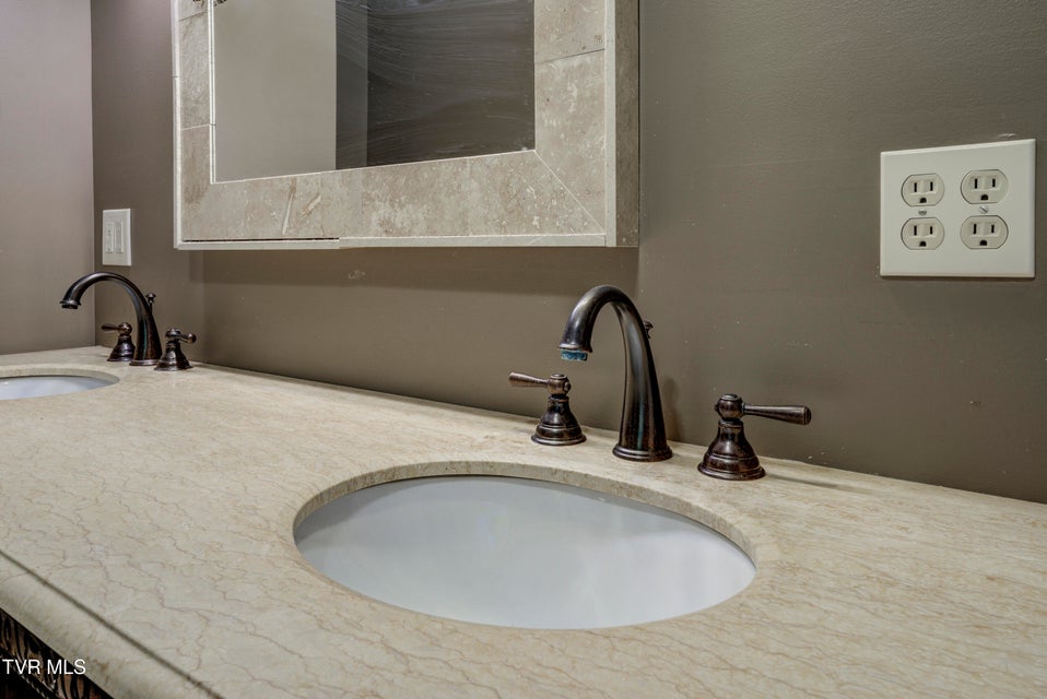 Photo #77: 667 Rockingham Road