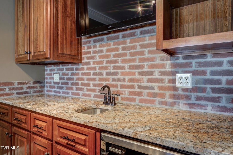 Photo #91: 667 Rockingham Road