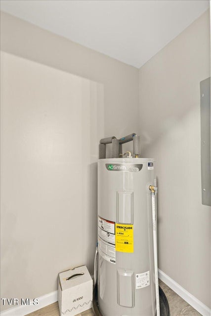 Photo #14: 1321 Haga Road