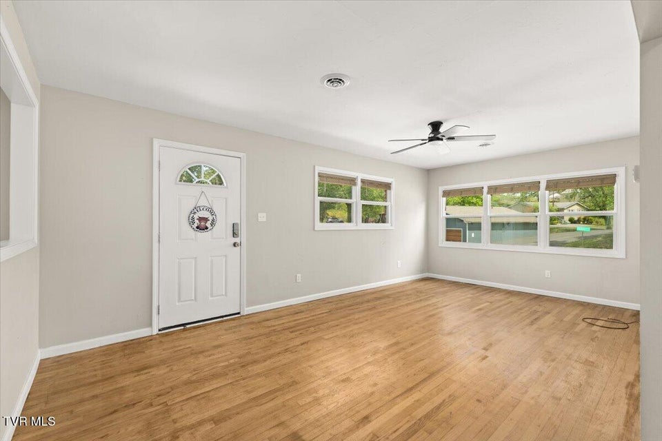 Photo #18: 1321 Haga Road