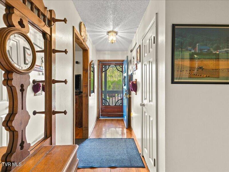 Photo #7: 814 Dogwood Drive