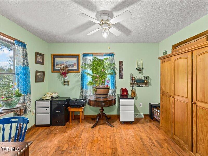 Photo #15: 814 Dogwood Drive