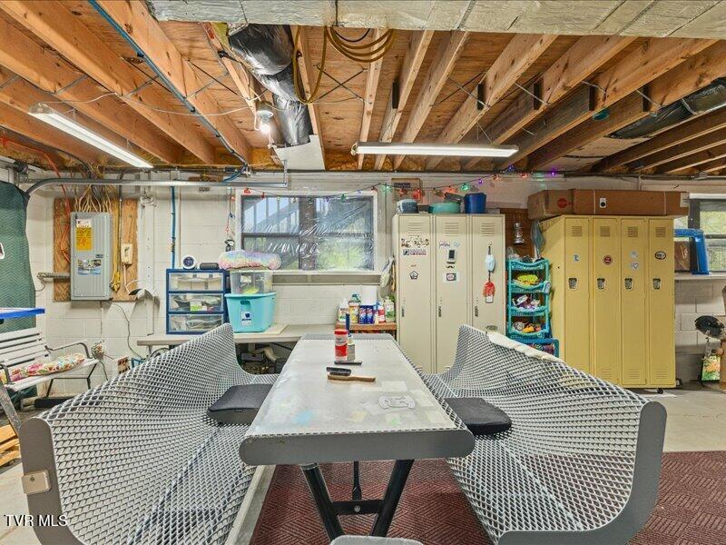 Photo #35: 814 Dogwood Drive