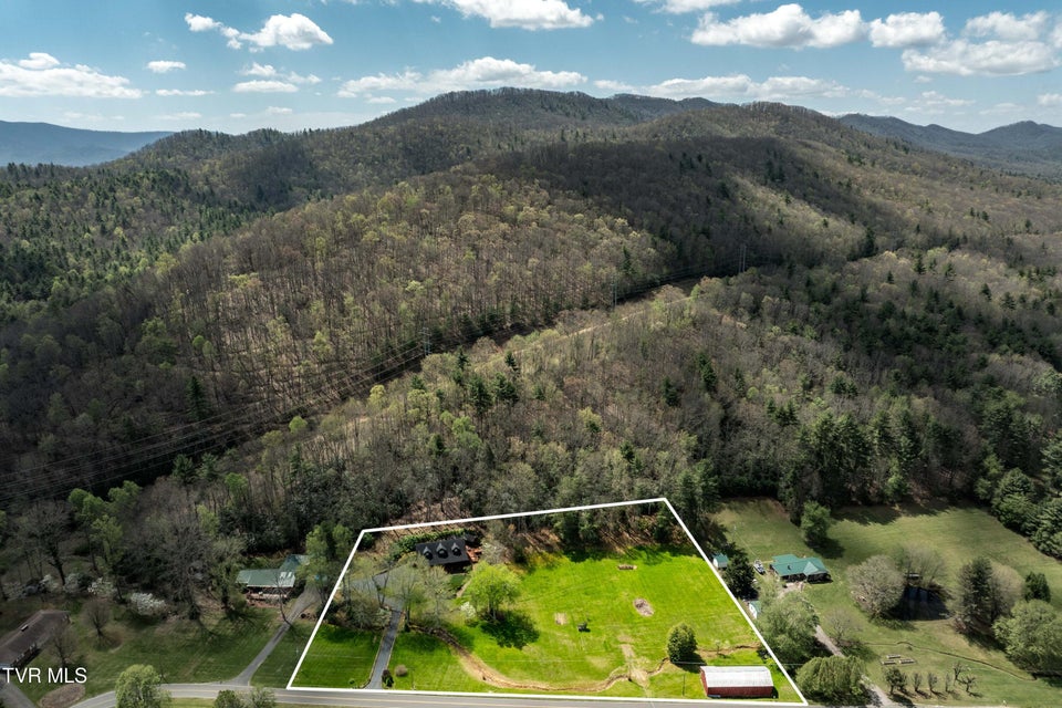 Photo #3: 1297 Harbin Hill Road