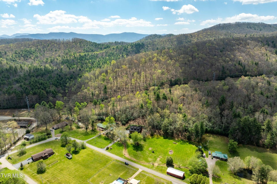 Photo #5: 1297 Harbin Hill Road