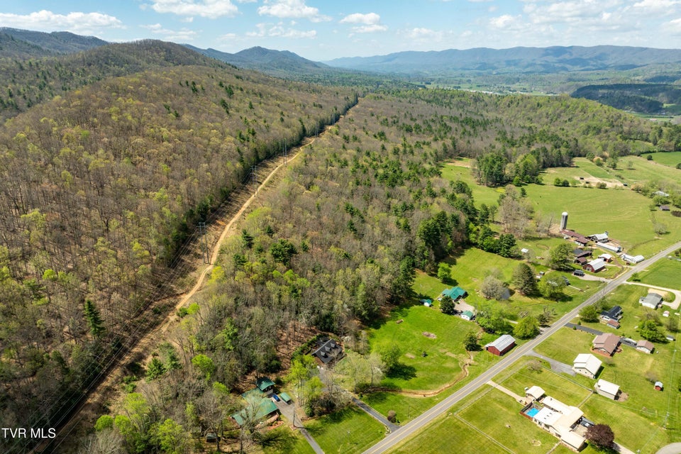 Photo #12: 1297 Harbin Hill Road