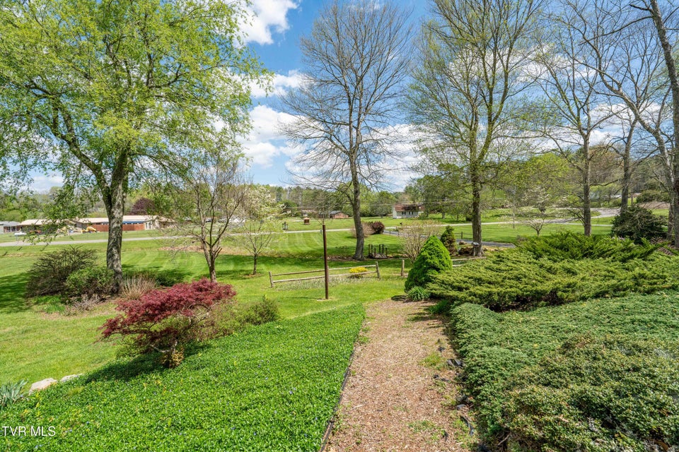 Photo #28: 1297 Harbin Hill Road