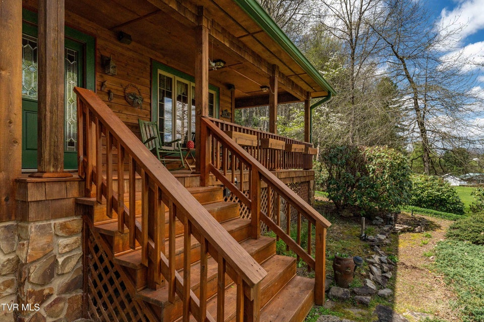 Photo #29: 1297 Harbin Hill Road