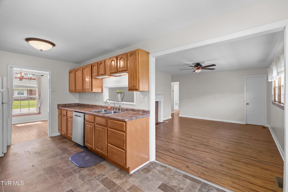 Photo #17: 168 Jones Road