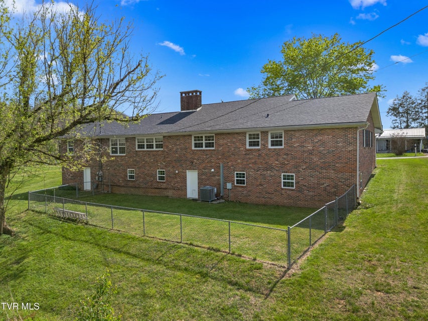 Photo #37: 168 Jones Road