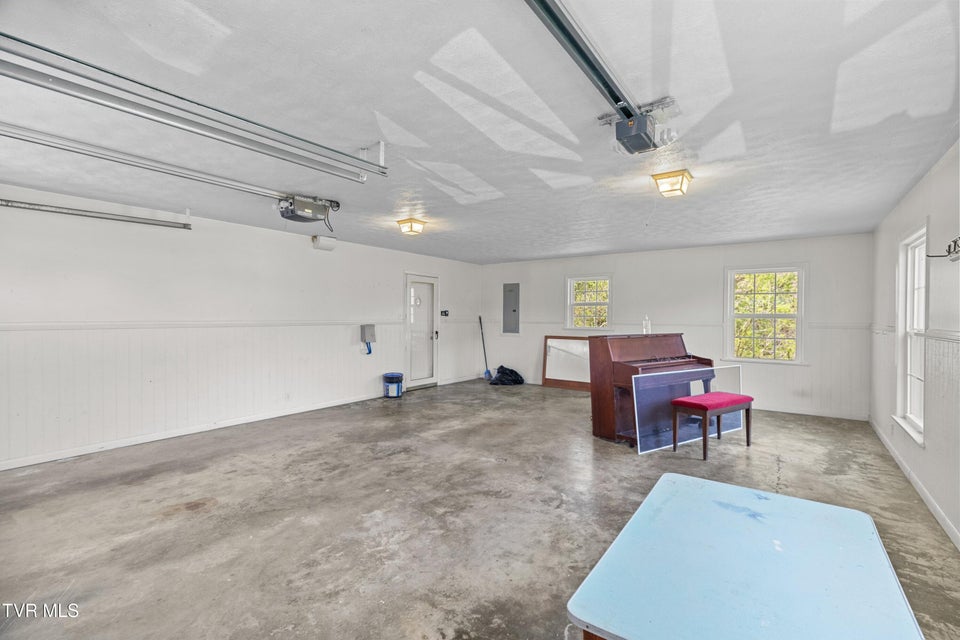 Photo #27: 168 Jones Road