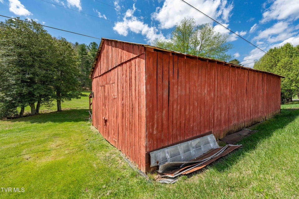 Photo #56: 1297 Harbin Hill Road