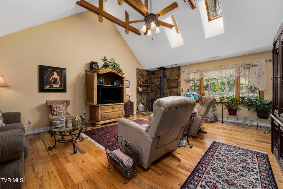 Photo #61: 1297 Harbin Hill Road