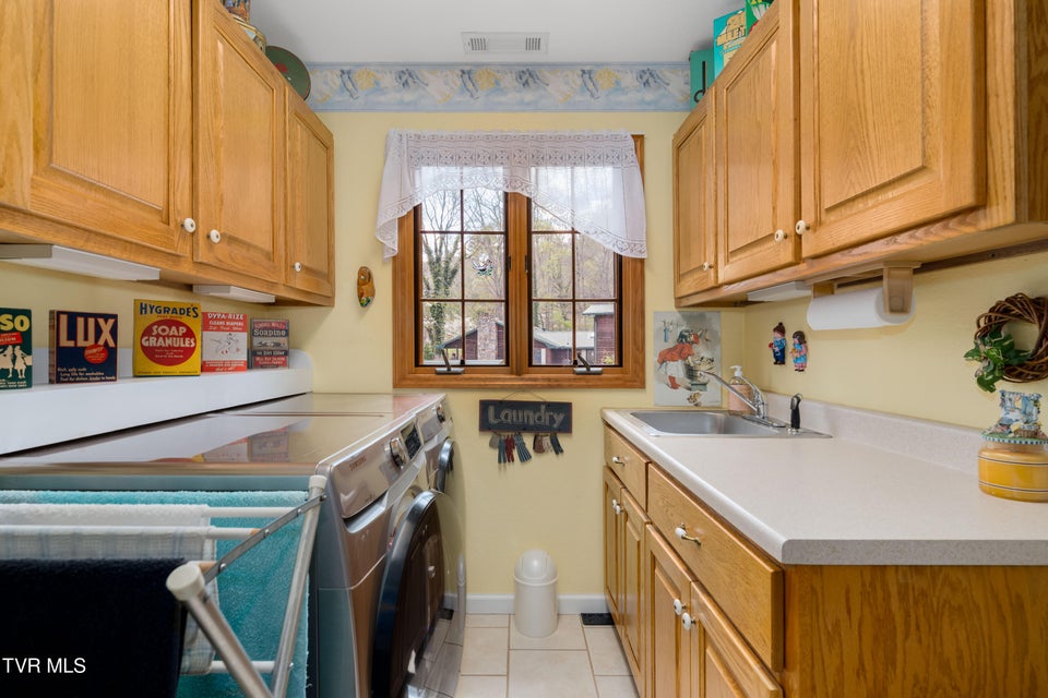 Photo #79: 1297 Harbin Hill Road