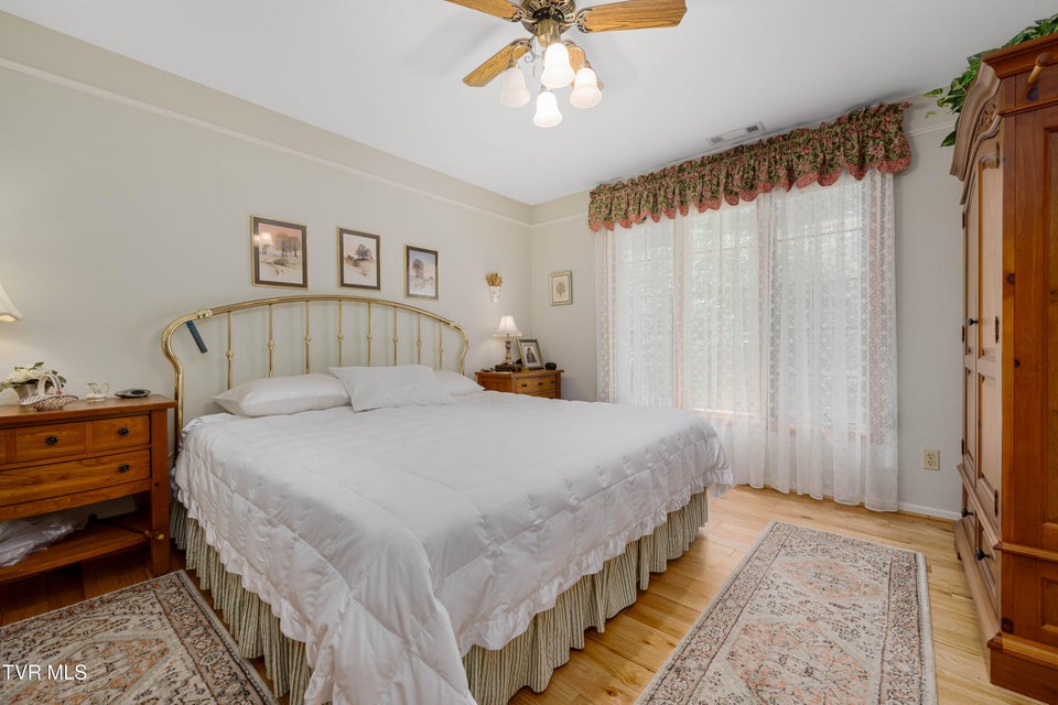 Photo #80: 1297 Harbin Hill Road