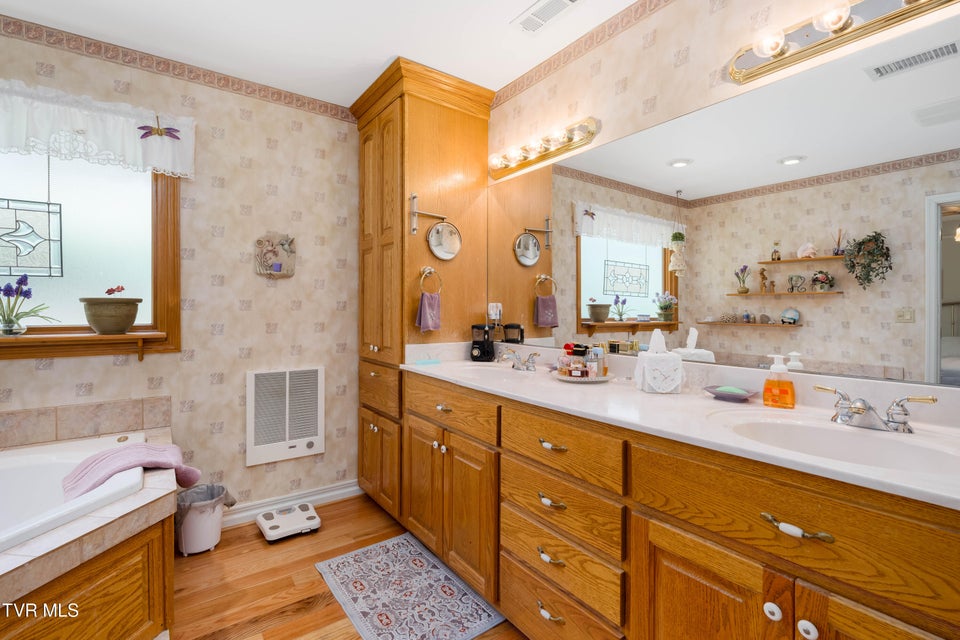 Photo #82: 1297 Harbin Hill Road