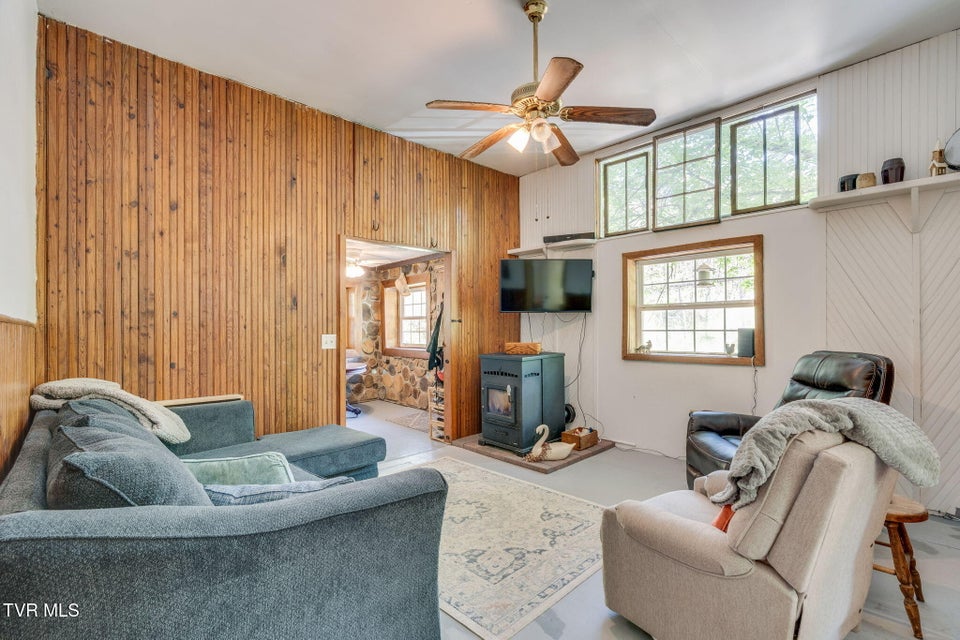 Photo #7: 170 Davis Road