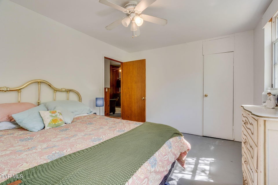 Photo #15: 170 Davis Road