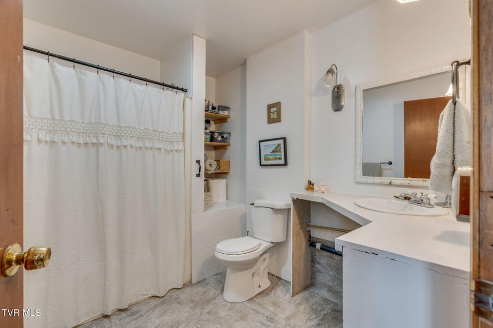 Photo #18: 170 Davis Road