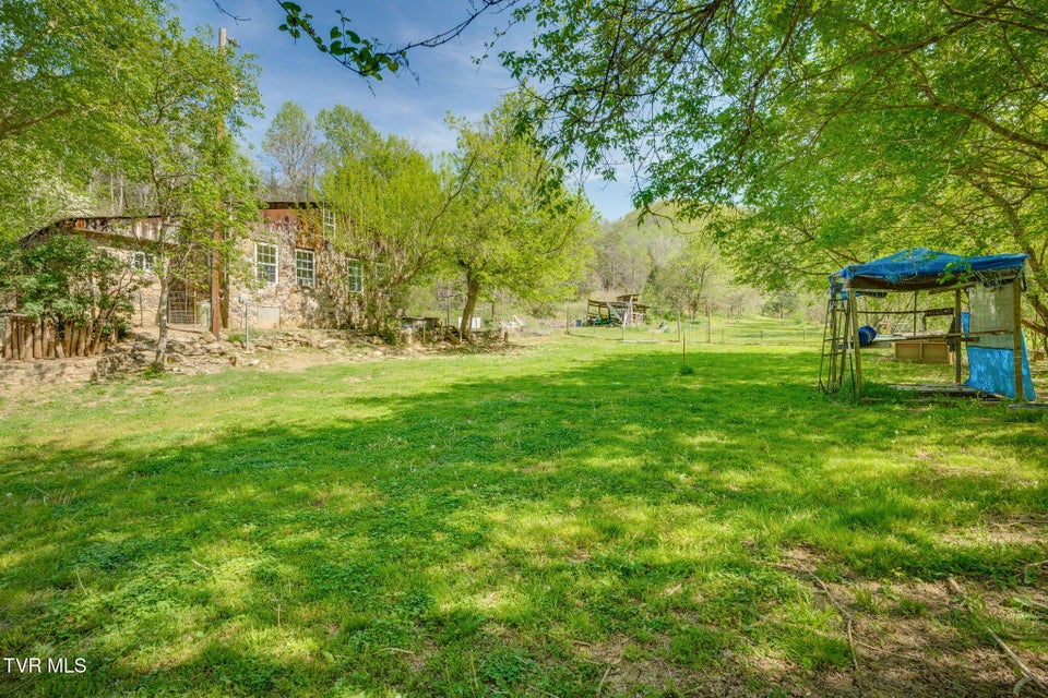 Photo #27: 170 Davis Road